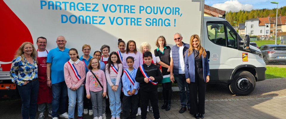 Les jeunes Conseillers Municipaux découvrent le don de sang